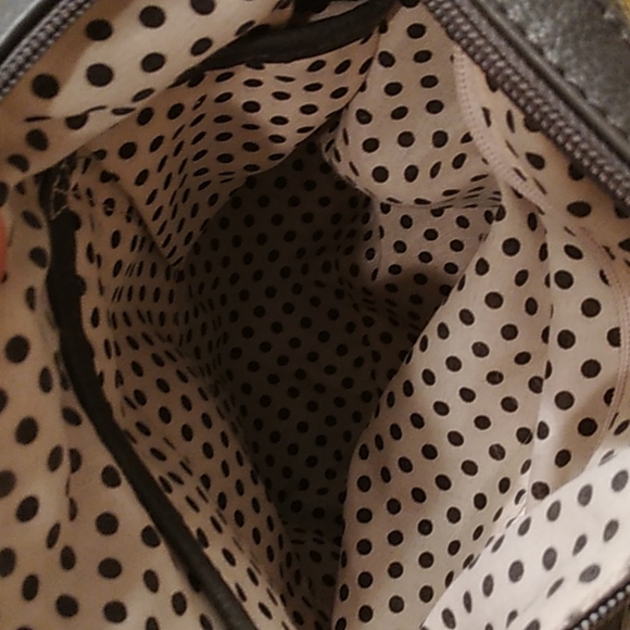 MADDEN GIRL GRAY FAUX LEATHER FRINGE CROSSBODY BAG - Picture 5 of 6